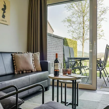 Relaxing Reevallis House 펜션